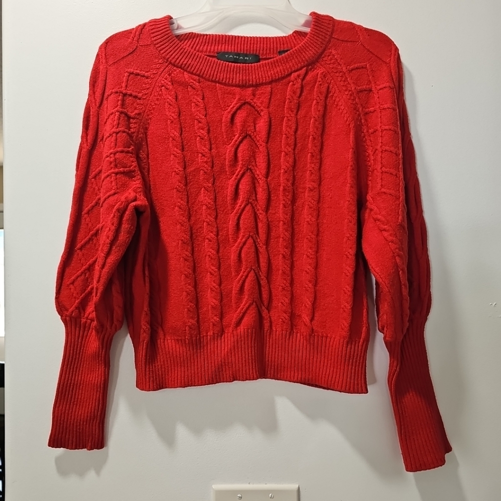 Tahari Women's Cable Knit‎ Red Sweater Size Large